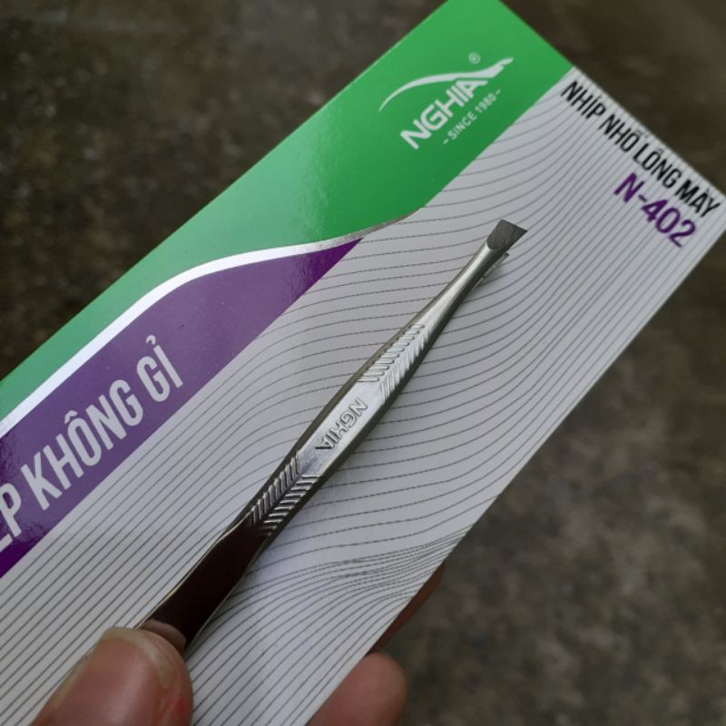 Nhíp nhổ lông mày N-402