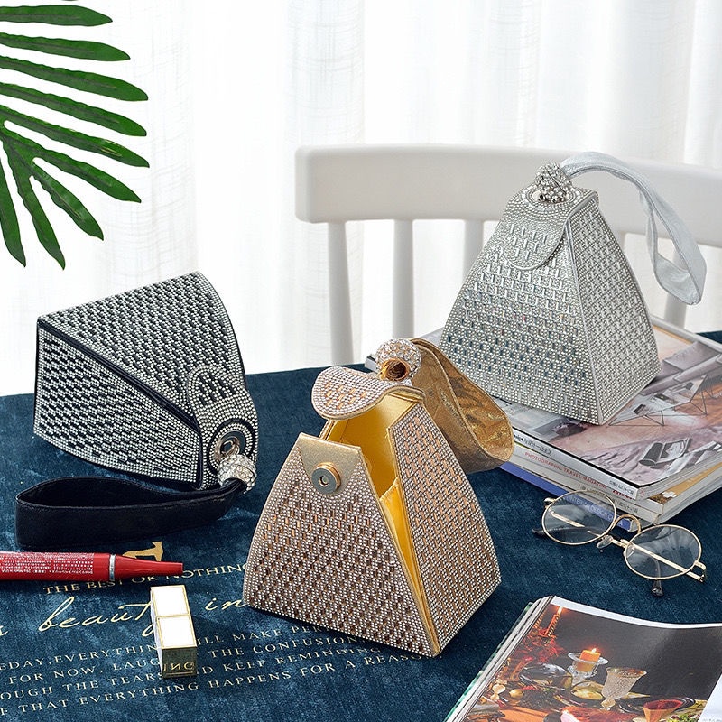 Ví Cầm Tay Hình Tam Giác Đính Đá Phong Cách Retro Sang Trọng Cho Nữ