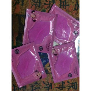 ủ môi collagen