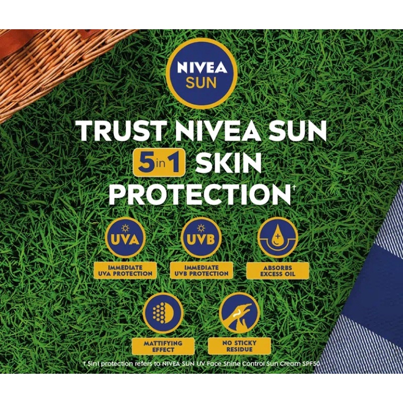 Kem chống nắng Nivea UV FACE SHINE CONTROL/ SOOTHING SENSITIVE SPF 50