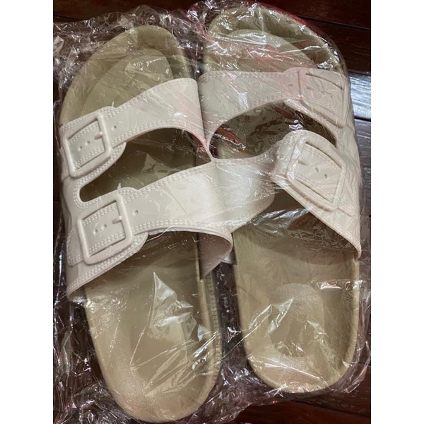 Dép đi mưa style Hàn xẻng 2 quai