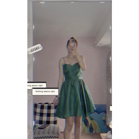 Đầm hai dây cúp ngực xếp ly