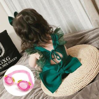 Đồ bơi liền thân cho bé