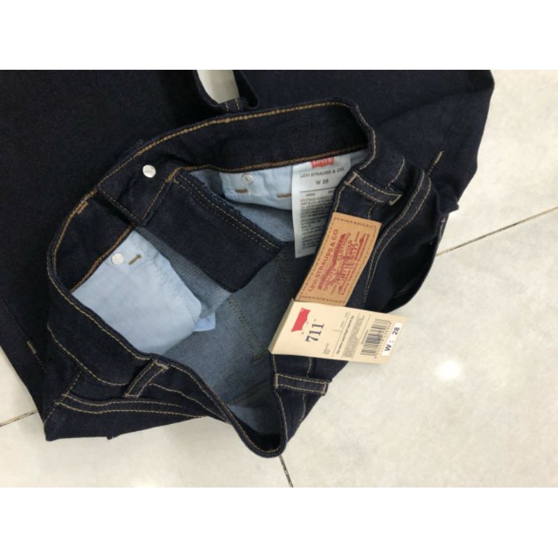 Quần jeans skinny