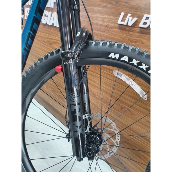 Xe đạp leo núi GIANT REIGN 29 SX 2022