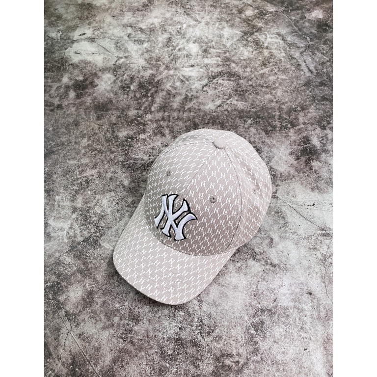 (HÀNG XUẤT XỊN) Nón / Mũ trắng N03 M//L//B N//Y MONOGRAM BASEBALL CAP GREY/WHITE Made in Viet//nam full-tem-tag One size