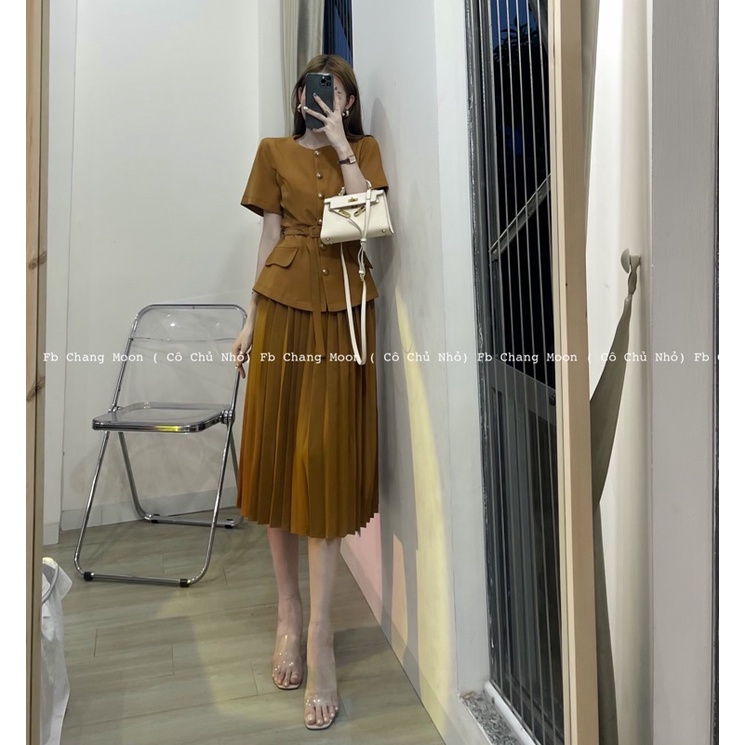 Set chân váy xếp li xoè + áo dáng vest kèm đai hàng có sẵn ( ảnh thật)