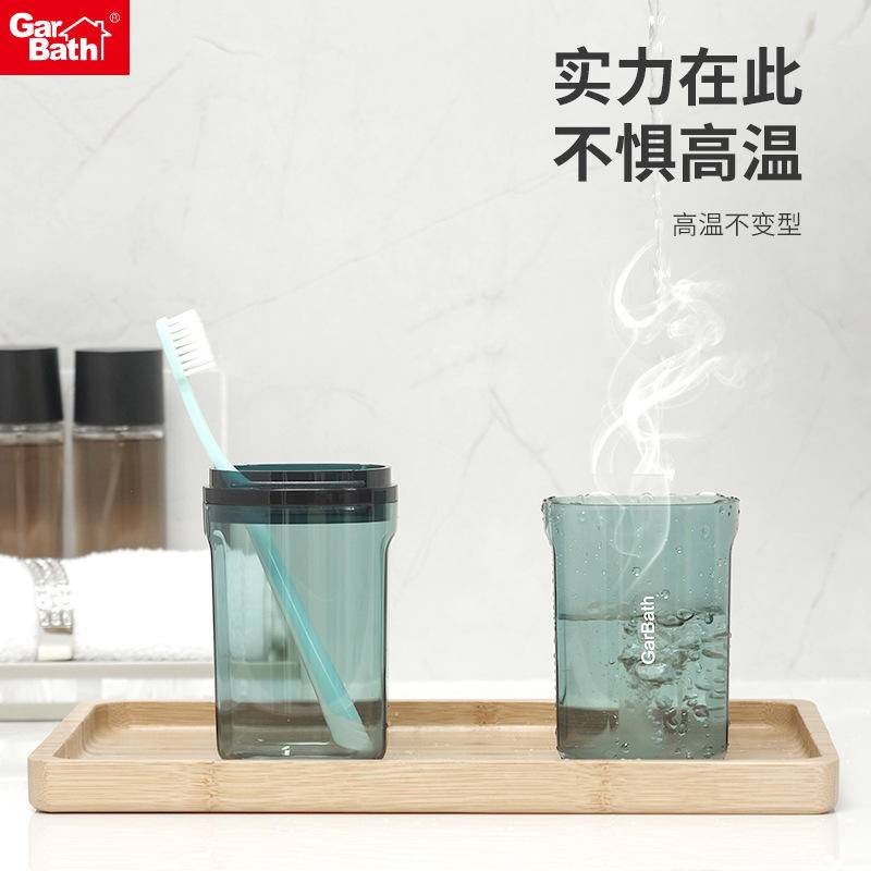 Hộp đựng bàn chải đánh răng trong suốt tiện lợi khi đi du lịch
