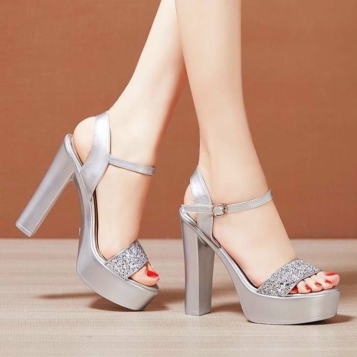 GIÀY SANDAL QUI NGANG KIM TUYẾN