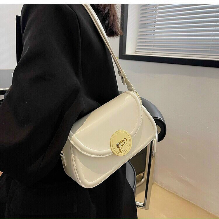 Túi đeo chéo đeo vai hình thang khóa tròn da bóng mềm cực xinh 1034