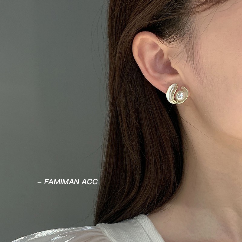 Khuyên tai MOCHASHU đính hạt ngọc trai giả duyên dáng phong cách cổ điển thời trang