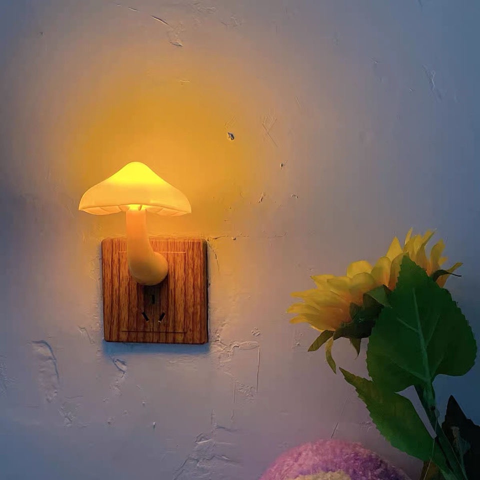 Đèn ngủ hình cây nấm nhỏ cảm biến ánh sáng