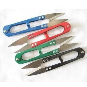 1 Cây Kéo Cắt Chỉ Rẻ