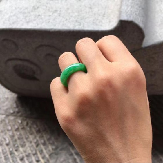 Myanmar Nhẫn Ngọc Bích Khô Màu Xanh Lá Cây Cho Nam Và Nữ