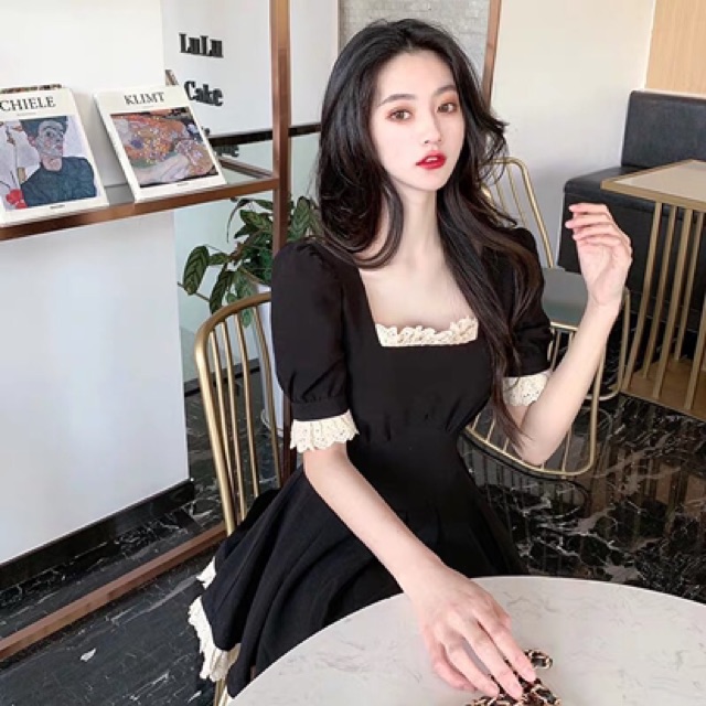 Đầm Đen Phối Ren Tay Bồng Xúng Xính | BigBuy360 - bigbuy360.vn