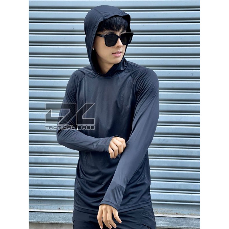 Áo Hoodie thể thao dài tay chống nắng.