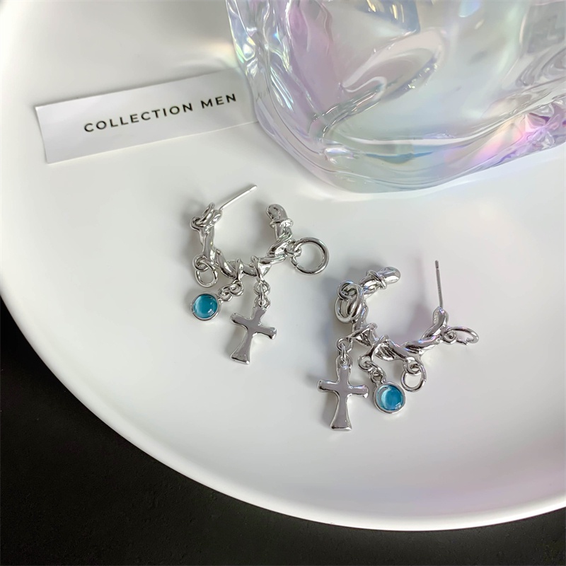 Khuyên Tai Kim Loại Hình Thánh Giá Phong Cách Hip Hop Cổ Điển