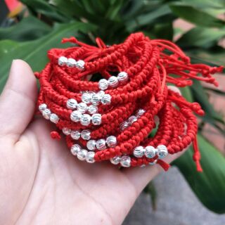 Combo 30 vòng tết chỉ đỏ 3 bi bạc may mắn