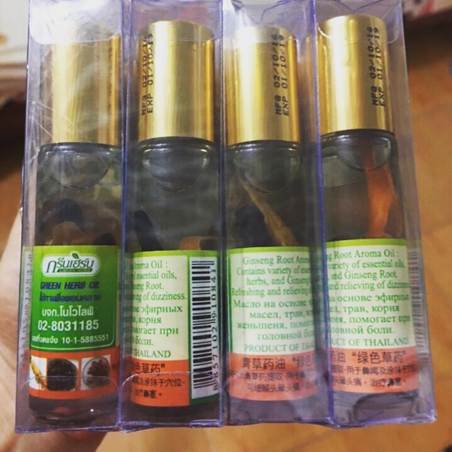 Dầu lăn tinh dầu thảo dược 8cc Thái Lan