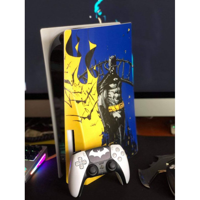 Miếng dán bảo vệ máy PS5 disk hay digital mẫu Batman