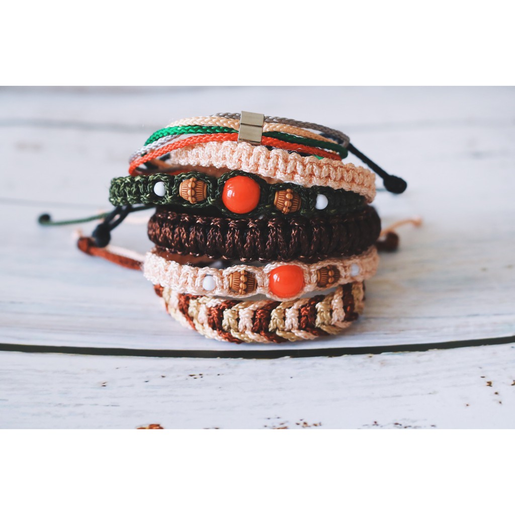 Vòng tay handmade đan - Mẫu từ trên xuống