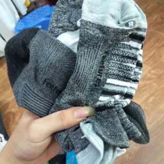 Tất Feetures