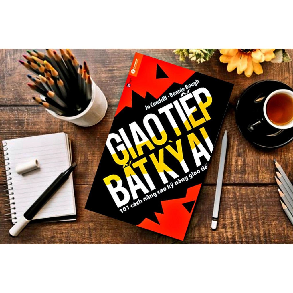 Sách - Giao Tiếp Bất Kỳ Ai (Thái Hà)