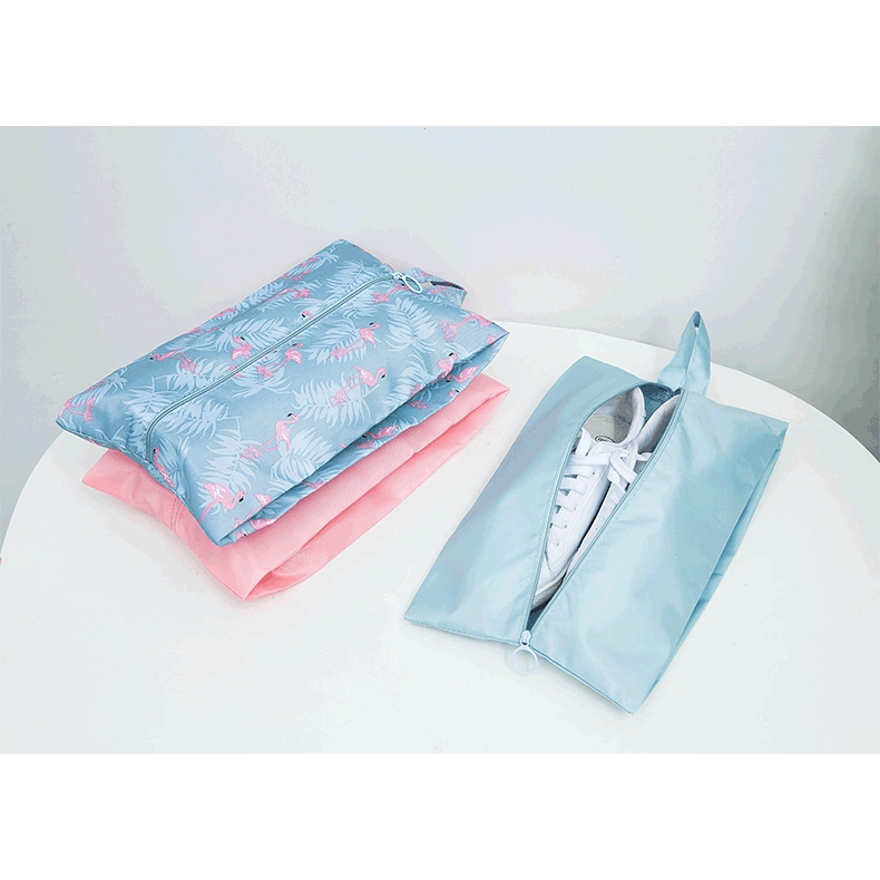 Large-capacity waterproof portable shoe bag, suitable for travel