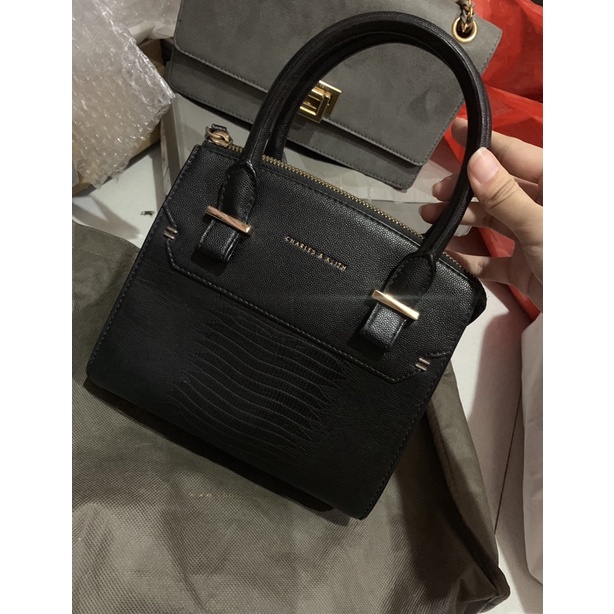 Pass túi xách Charles & Keith auth chính hãng 100% giỏ Cnk C&K thanh lý lí