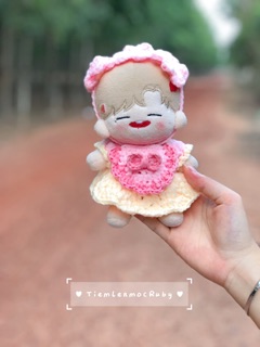 Yếm len cho doll