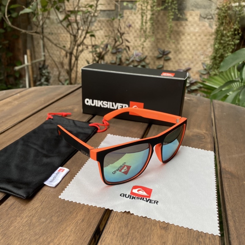 Kính mát Quiksilver sale 50%