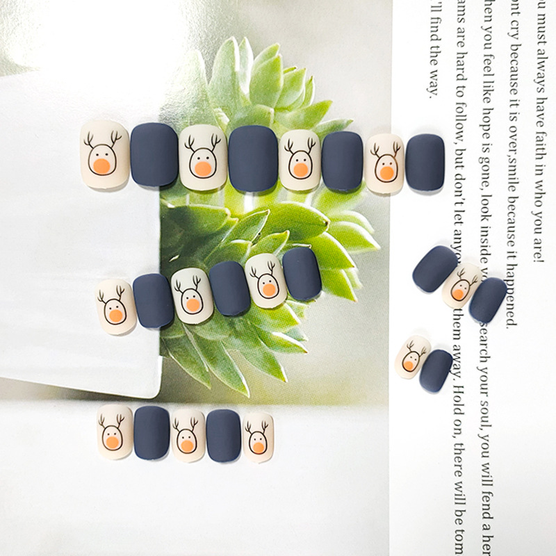 Set 24 Móng Tay Giả Họa Tiết Giáng Sinh