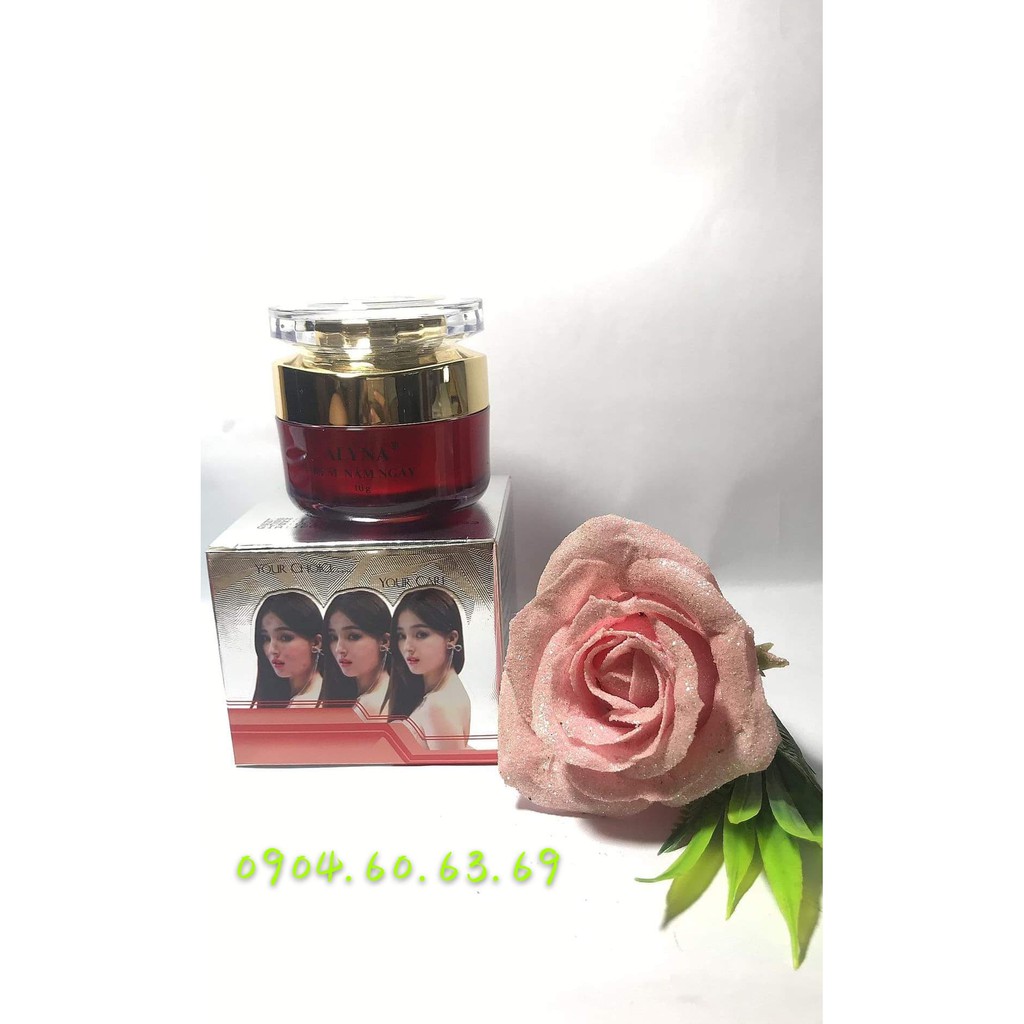 ALYNA KEM NÁM NGÀY