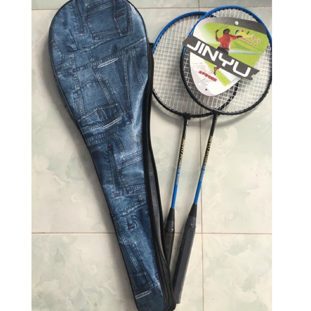 1 đôi vợt cầu lông