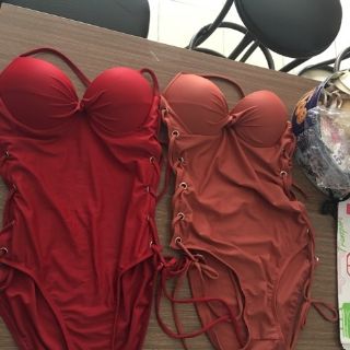 Bikini 1 mảnh Đen - Rêu - Đỏ - Cam