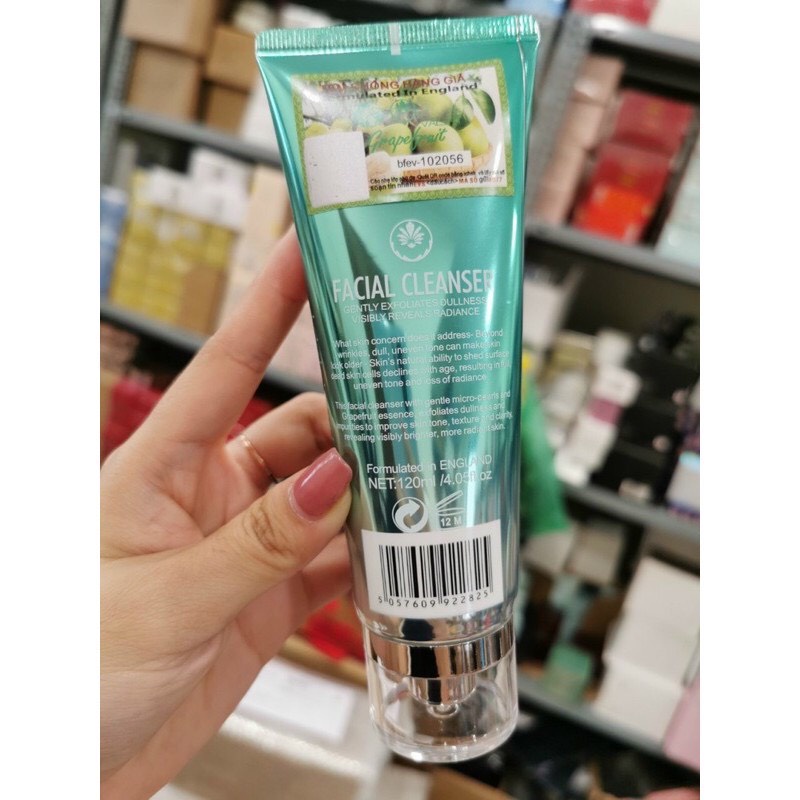 Sữa Rửa Mặt Bưởi Grapefruit Dịu Nhẹ, Ngăn Ngừa Mụn, Giúp Da Sạch Thoáng & Không Chứa Xà Phòng 120ml