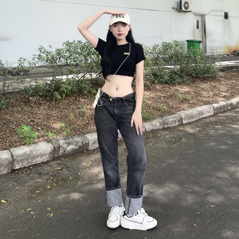 SS0305 Áo croptop logo Mon.Co chất vải thun gân