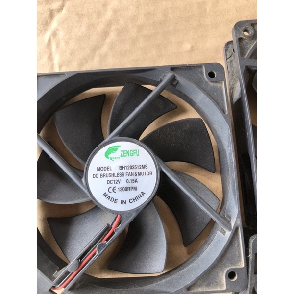 Quạt tản nhiệt 12VDC  hàng cũ, đảm bảo chạy tốt