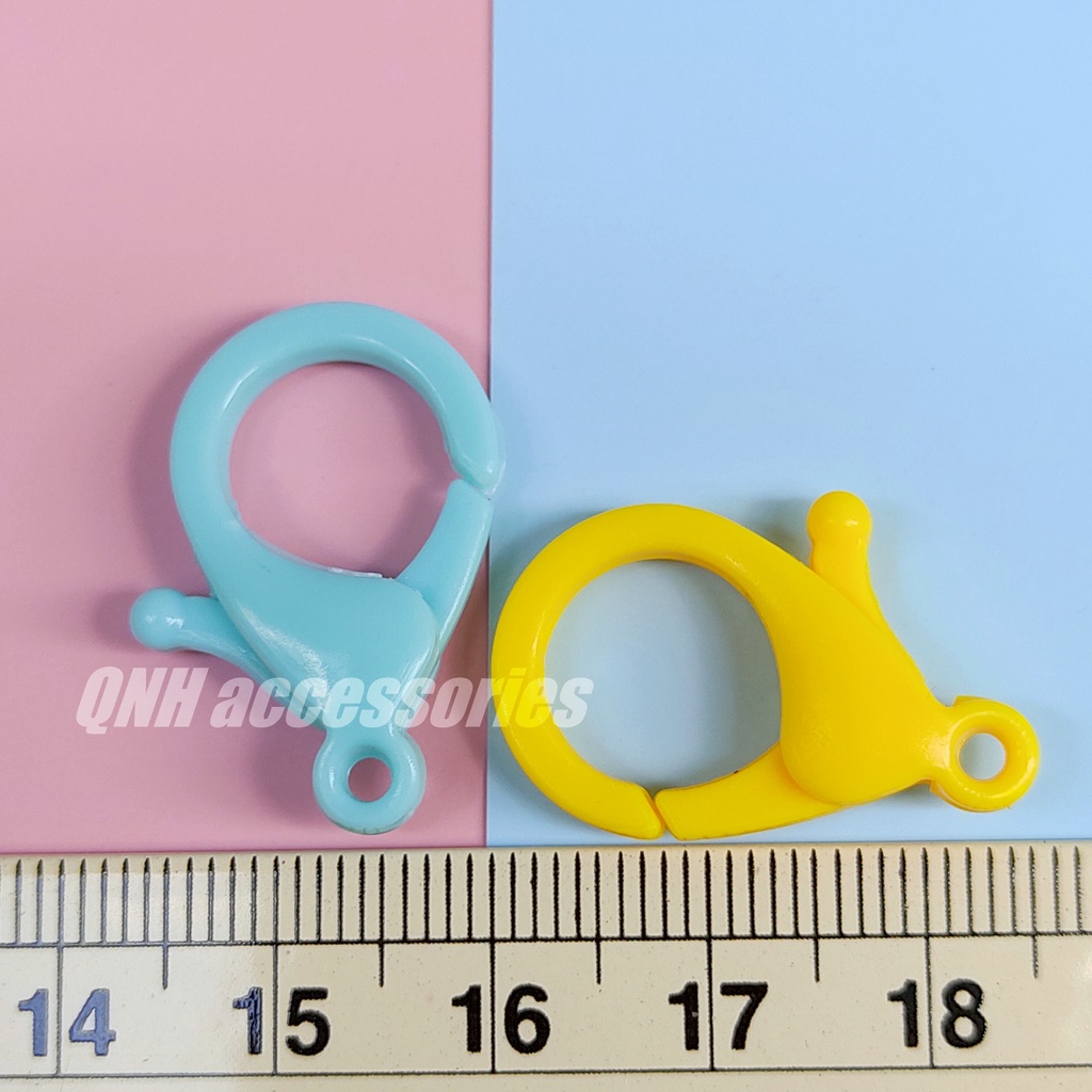 Cặp 2 móc khóa càng cua nhựa acrylic size 25mm nhiều màu dùng làm móc khóa và đồ handmade