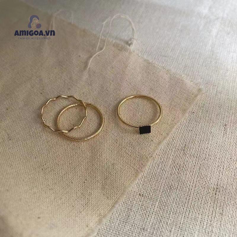 ✨✨Nhẫn Ba Mảnh Đính Đá Zircon Hình Vuông Nhỏ Đơn Giản Chất Lượng Cao Thiết Kế Niche Cho Nữ