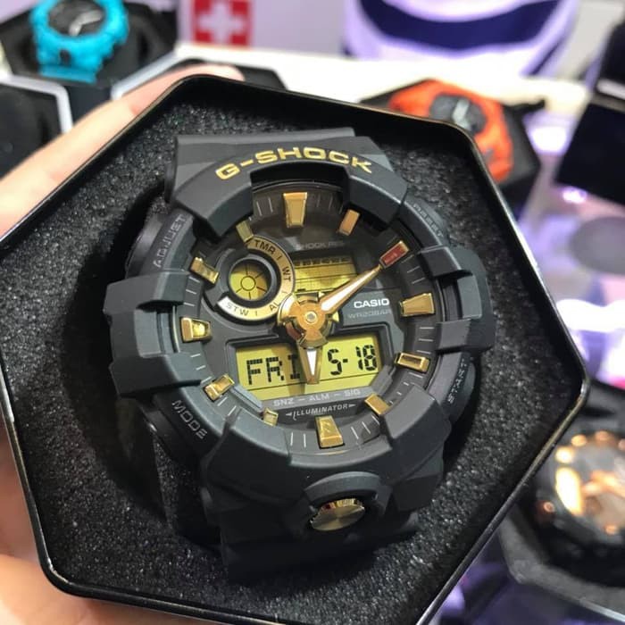 Đồng hồ nam Casio G-SHOCK GA-710B-1A9 PHIÊN BẢN ĐẶC BIỆT - Chống nước 200m