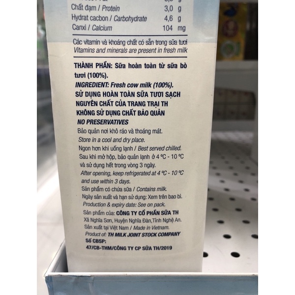 Lốc 4 hộp TH True Milk ít đường/Dâu 110ml date mới