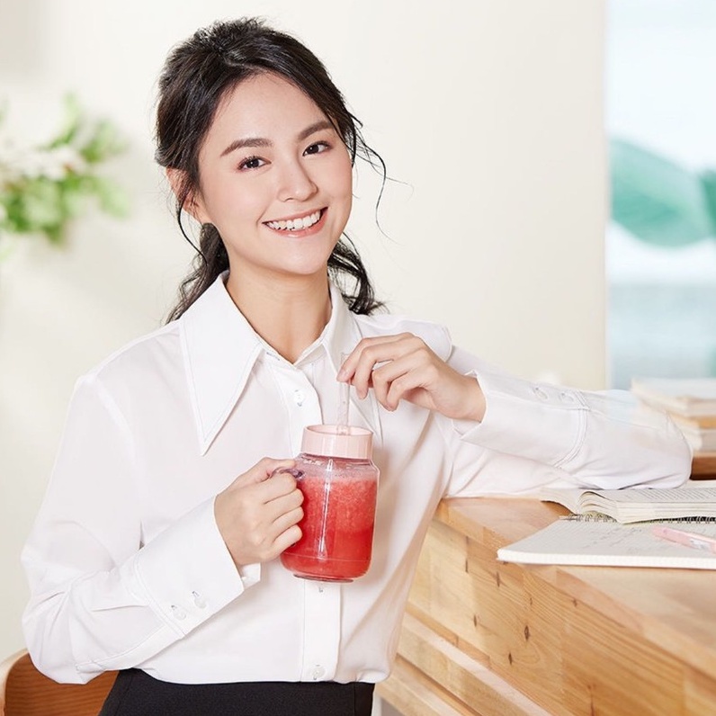 Máy Xay Sinh Tố Mini Cầm Tay LLJ-C04W1 - Máy Xay Trái Cây Chính Hãng Bear.BH 18 TH