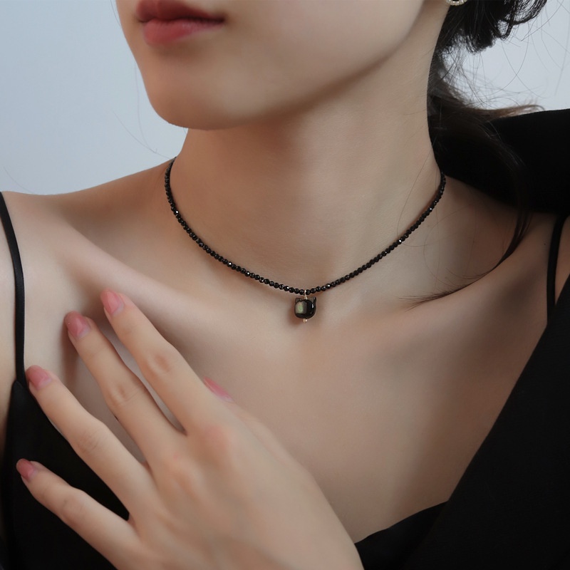 Vòng Cổ Choker Hình Mèo Trắng Đen Siêu Lấp Lánh Dễ Thương
