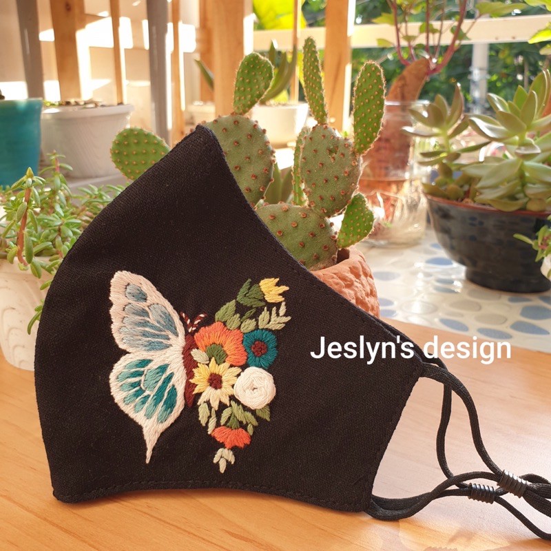 Khẩu trang thêu tay vải linen hình hoa JL280