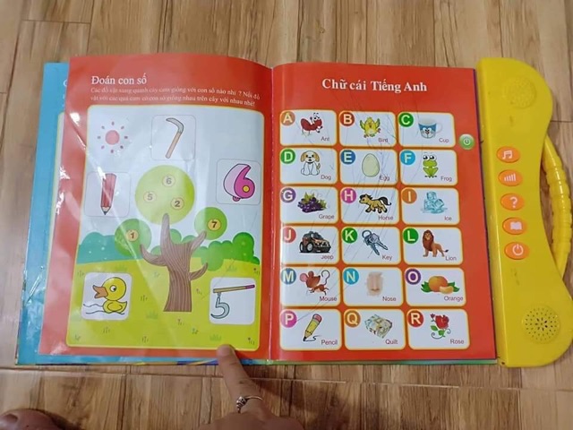 Sách nói song ngữ cho bé