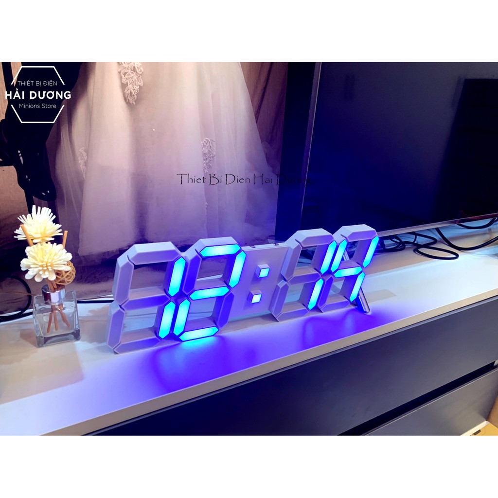 Đồng hồ LED 3D treo tường thông minh điều khiển từ xa TN829 (Size to) - Dài 39cm cao 13cm Decor căn phòng sang trọng