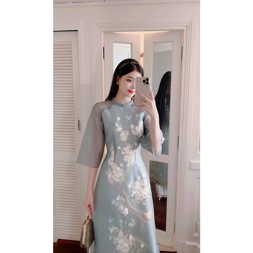 Áo dài cách tân tơ Xanh Ngọc Đào với hoạ tiết kết đính sang trọng nổi bật tiểu thư dành cho sự kiện đi chơi chụp ảnh