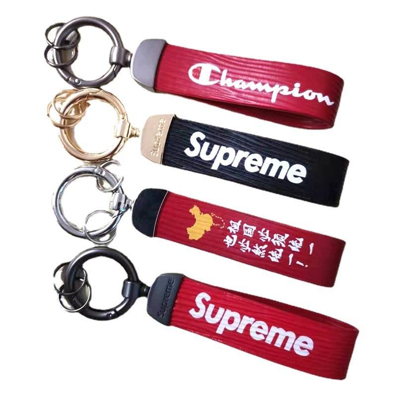 Móc Chìa Khoá Oto Supreme Thời Trang Dành Cho Phái Mạnh