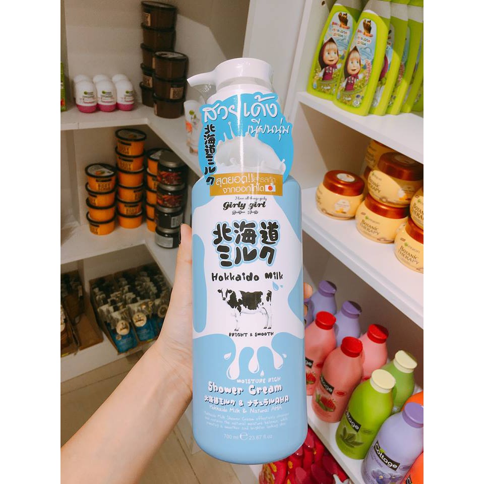 SỮA TẮM HOKKAIDO MILK WHITENING AHA SHOWER CREAM